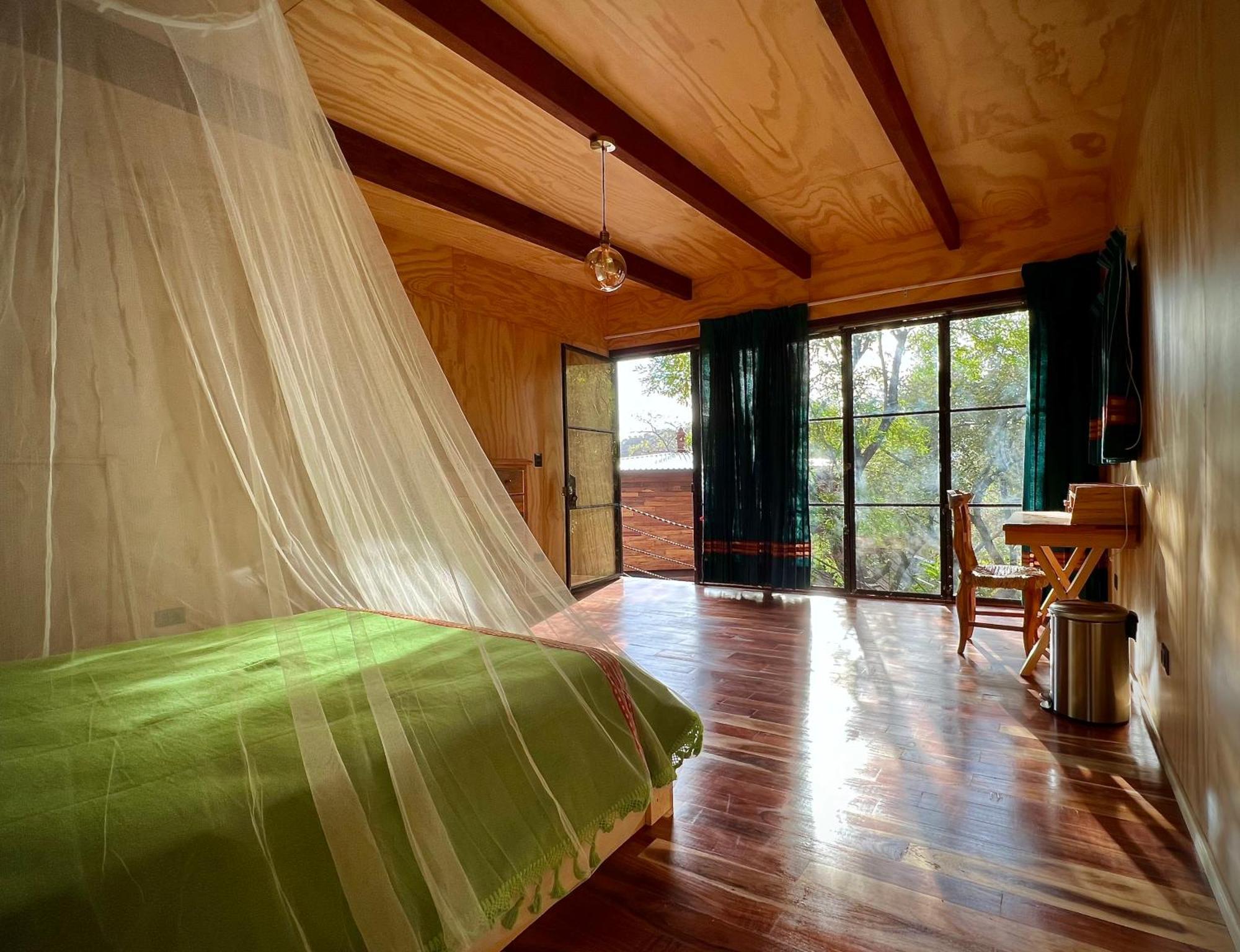 Santuario Ave Fenix-Cabanas Tepoztlán Rom bilde