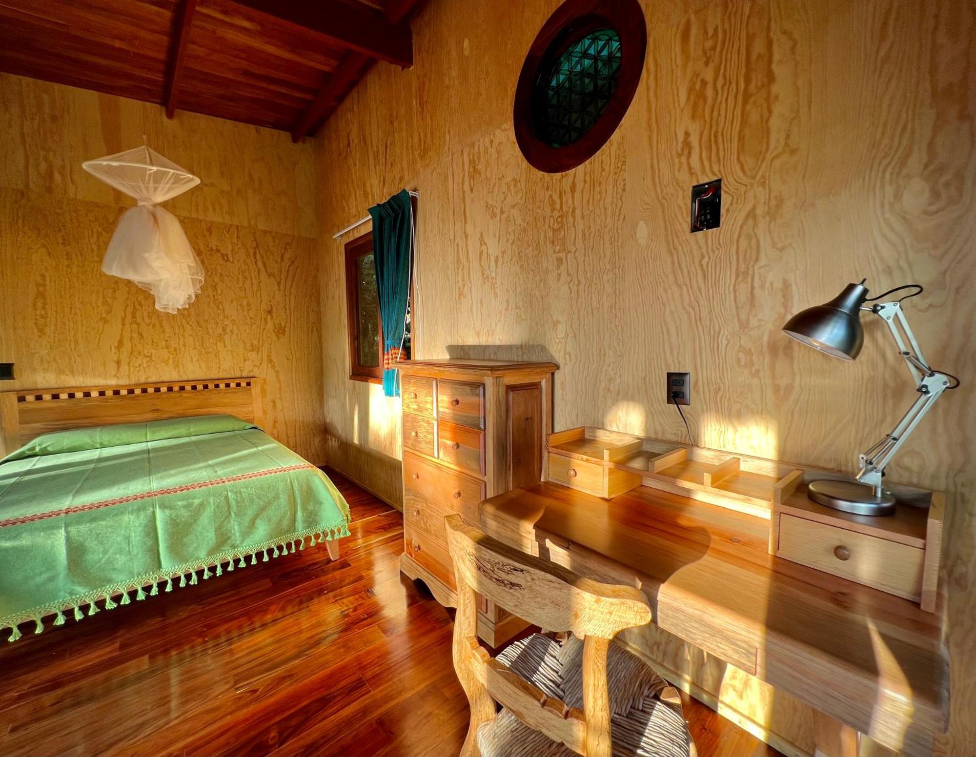 Santuario Ave Fenix-Cabanas Tepoztlán Rom bilde